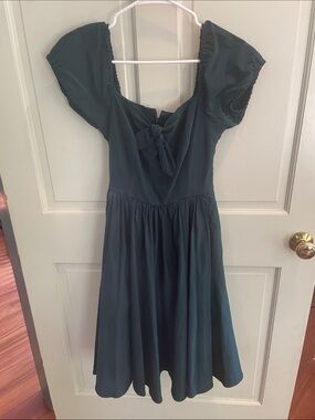 Vixen by Micheline Pitt Green Tie-Front Puff Sleeve Midi Dress